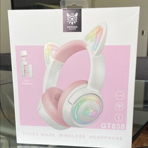 GT838 Wireless Cat-Ear Headphones in Pink and White NWT Sealed